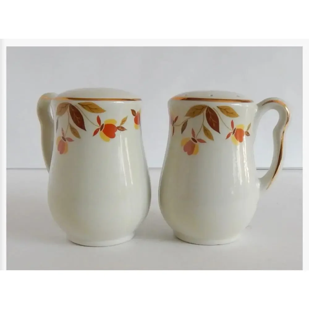HALL'S Jewel Tea  Autumn Leaf Pattern Salt & Pepper Large Shakers Set Country